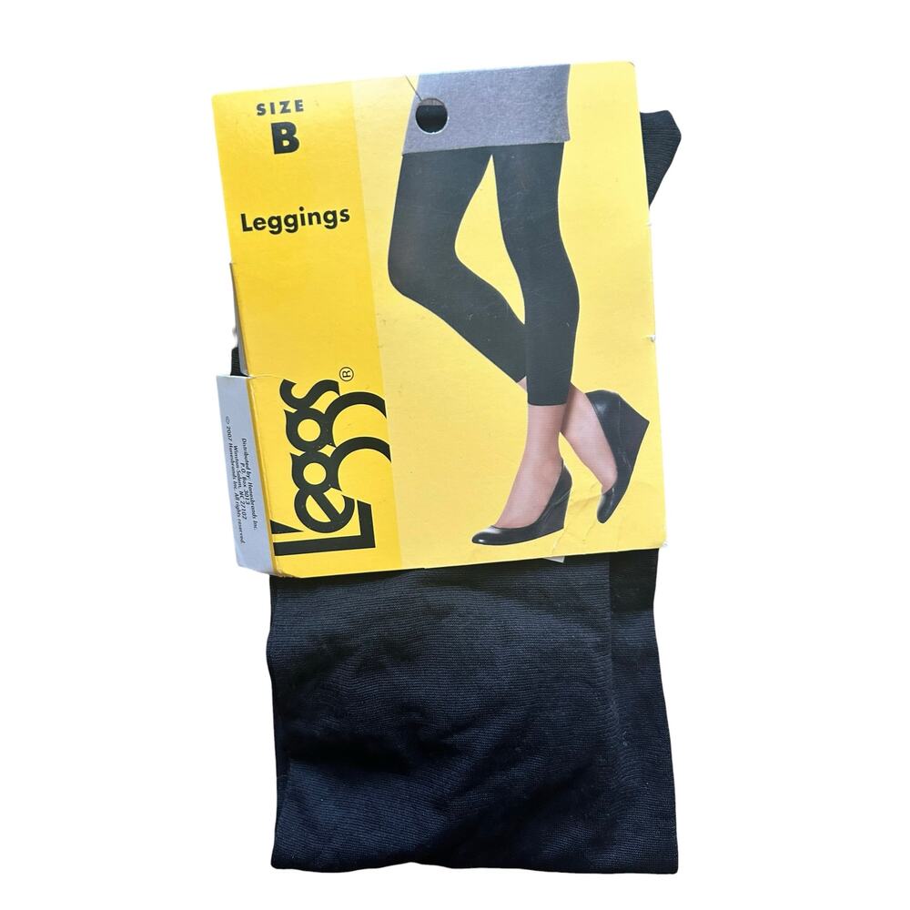 Vintage Y2K  (2007) L'eggs Black Leggings - Size B - New in Package Deadstock